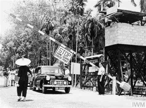 The Emergency 1964 - A Turning Point in Malayan History Marked by Ethnic Tensions and British Intervention