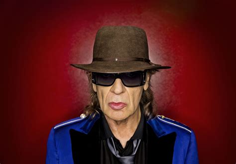 Udo Lindenberg Ich bin dein Mann konsertti: Saksan rockin ruhtinaan paluu ja nuoren sukupolven herääminen